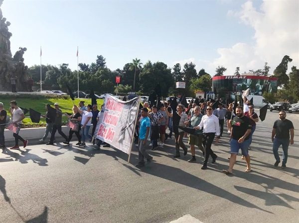Birleşik Eylem Komitesi Gazimağusa’da eylem yaptı: “Hükümet yüzünü bize dön”