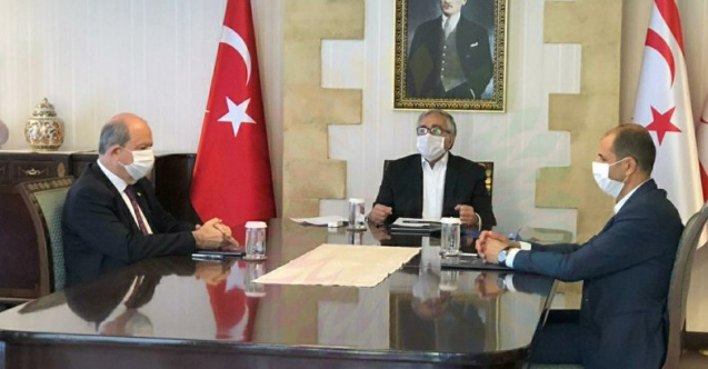 Geçişler için Saray'da hükümetle görüşme