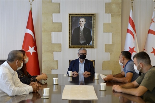 Lefkoşa arasta esnafı temsilcileri Cumhurbaşkanı Akıncı’yı ziyaret etti
