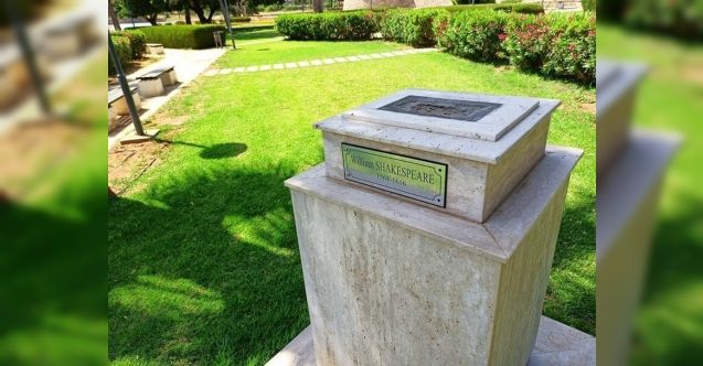 Mağusa'da pes dedirten hırsızlık! Shakespeare'ın büstü çalındı