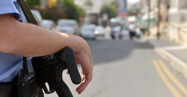 Bardan çıkarken saldırıya uğrayan bir Çinli, ağır yaralandı