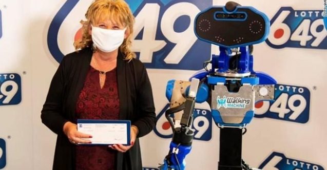 42 milyonluk ikramiyeyi robottan teslim aldı