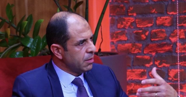 “Akıncı, Kıbrıs Türkünü müzakere masasına hapsetti”