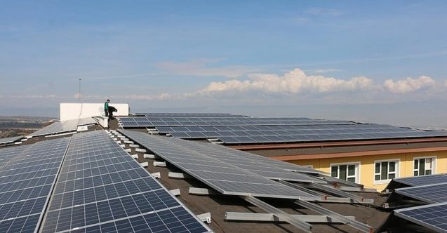 Güney Kıbrıs’ta 405 okula güneş paneli