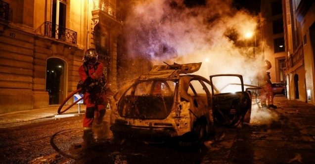 PSG finali kaybetti, Paris karıştı: 83 gözaltı