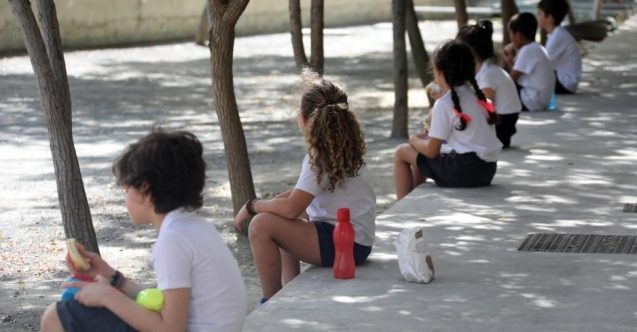 Rum kesiminde maskeli eğitim kararı tepkilere neden oldu