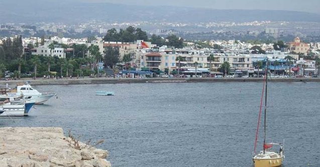 Baf Belediye Başkanı Kıbrıs Türk mallarını keyfi şekilde yıkıyor, belediyenin mülkiyetine geçiriyor