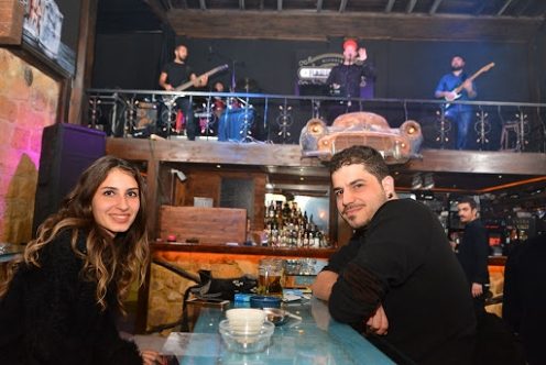 Barlar ve casinolar açıldı