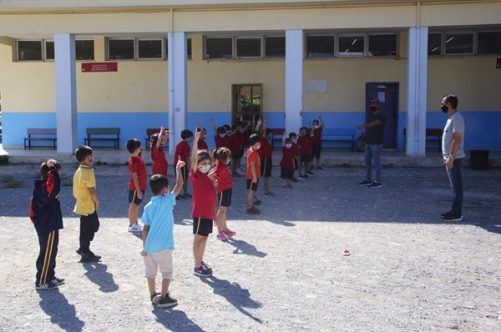 İlkokul 3, 4 ve 5’inci sınıflarda da eğitime başlandı
