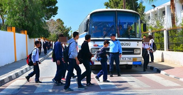 KAR-İŞ öğrenci taşımacılığını durdurdu