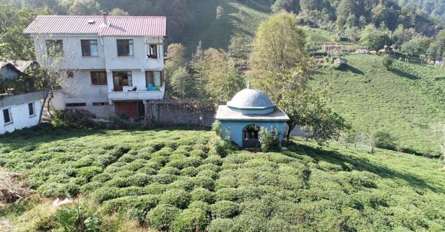 Ölmeden kendine türbe gibi mezar yaptırdı