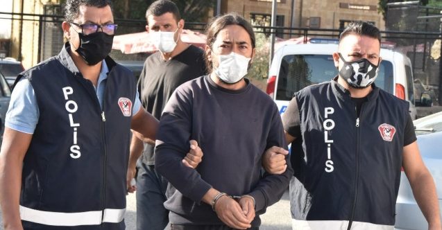 Yurt dışına çıkışı yasaklandı