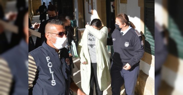 Hücrenin penceresine uyuşturucu bırakırken yakalandılar