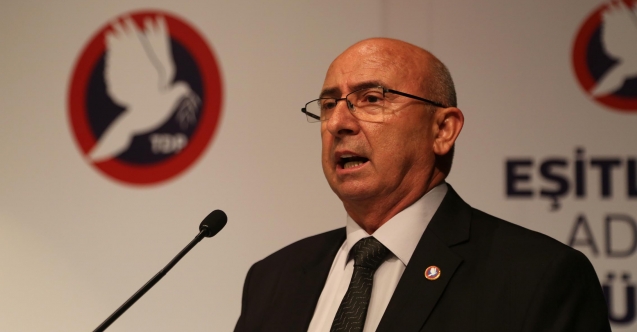 Özyiğit: Çadır tiyatrosu son bulsun
