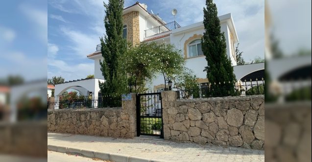 Taçoy'un dikkat çeken villası