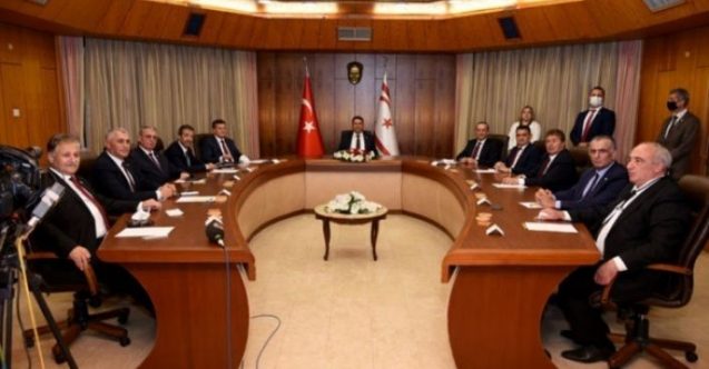 Bakanlar Kurulu "Karmaşa" Gündemi İle Toplanıyor