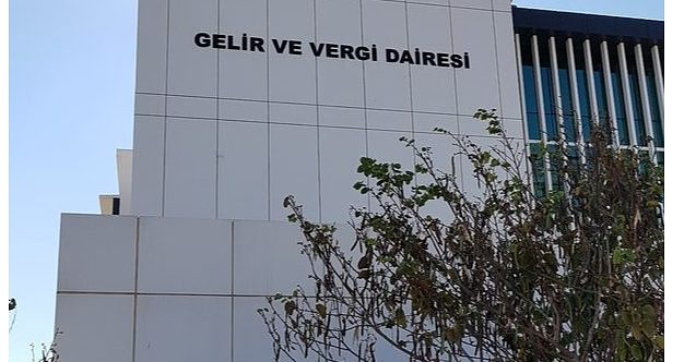 Gelir ve Vergi Dairesi, Bir Gün Süreyle Kapatıldı