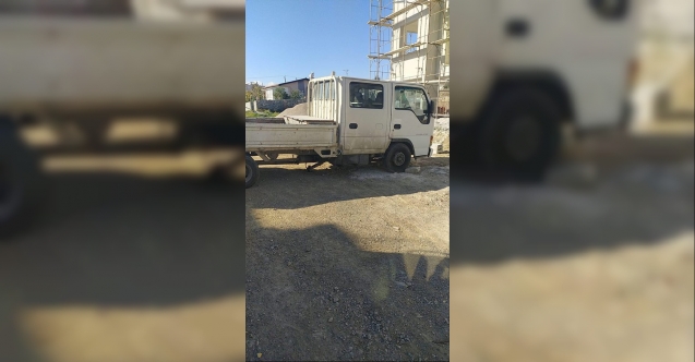 Kamyonetin altında kaldı: Durumu kritik