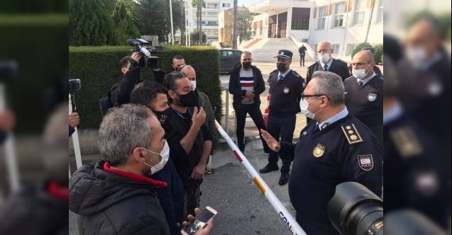 Meclise yürümek isteyen işçilere polis engeli