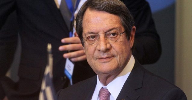 Anastasiadis’in çözüm şartı: Askerden ve garantiden arınmak