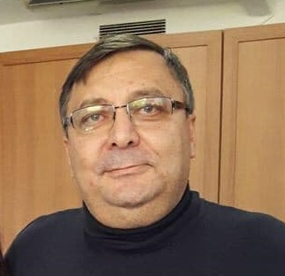 Dizdarlı’dan ‘ironili’ özür yazısı: “Dozerlerle gömülen iki büyüğüm...”