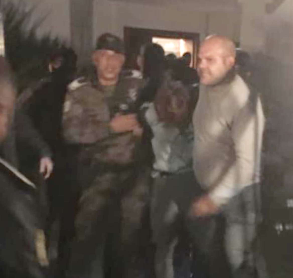 Görgü şahidi, firarinin yakalanma anını anlattı: “Kapıyı açtığım an...”