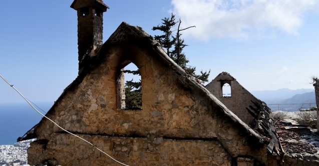 St. Hilarion Kalesi’ndeki hasar bugün netleşti