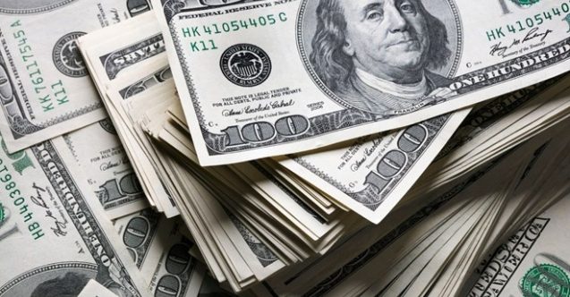 Hesabına yanlışlıkla 1,2 milyon dolar yatırılan kadın tutuklandı