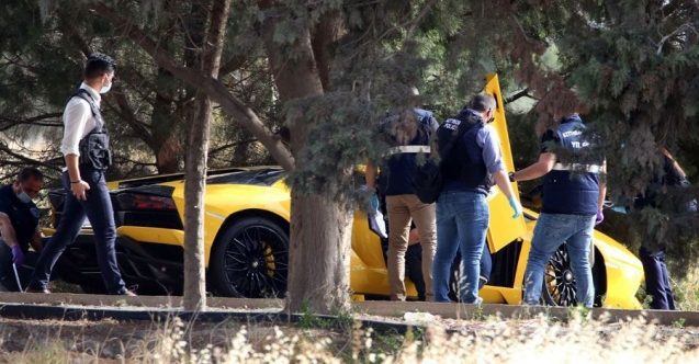 Kıbrıs'ta Lamborghini içinde infaz