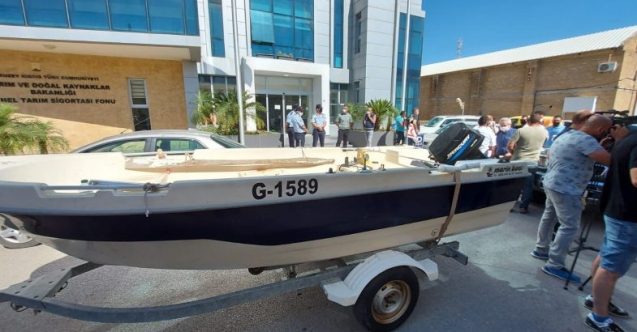 Amatör balıkçılardan teknelerle eylem