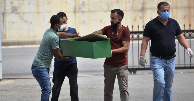 Babanın küçük tabuttaki ağır yükü