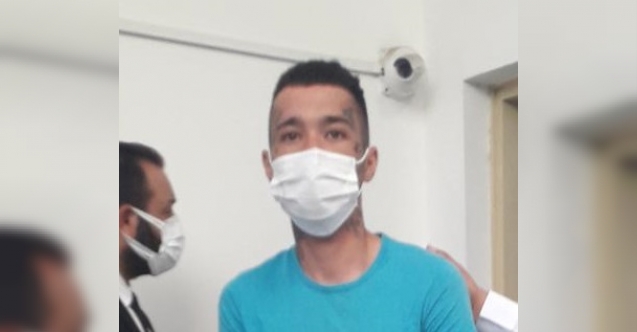 Baly içti, yarı çıplak sokakta bağırdı, polisi darp etti! 12 sabıkası çıktı
