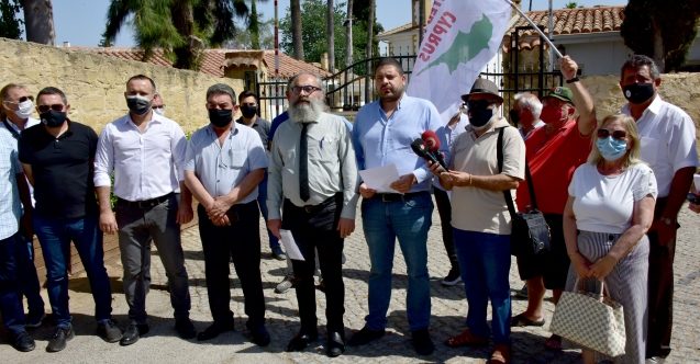 "Cinayetin aydınlığa kavuşturulması için somut adım atacak mısınız?"