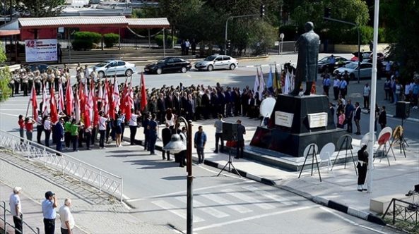 Pandemi gölgesinde bir bayram daha: 19 Mayıs törenleri nasıl yapılacak?