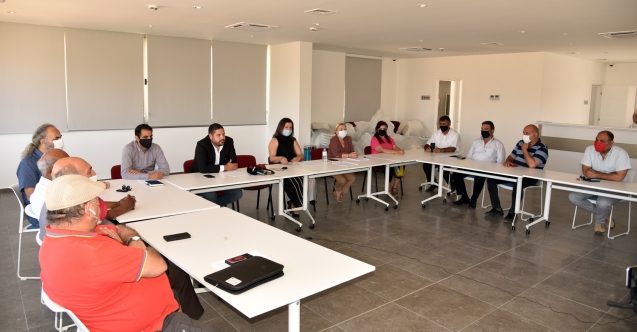 “Tatar, halkın yarısının görüşlerini temsil etmiyor”