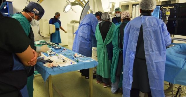 Ülkede bir ilk: Ameliyatsız yöntemle kalp kapağı değiştirildi