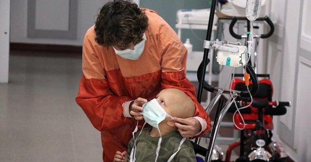 Lösemili çocuklar ilaç sıkıntısı çekiyor