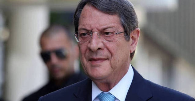 Anastasiadis, servetini açıkladı