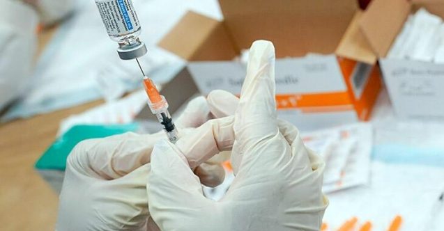 Aşı olmayan sağlık çalışanları işinden olacak