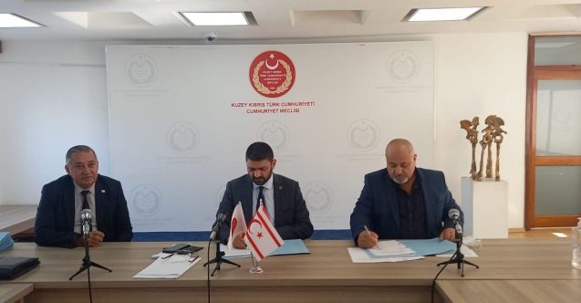 Atun, eski UBP'li hükümetleri suçladı