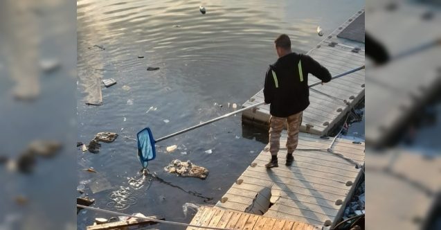 Denizden çöp yığını çıktı