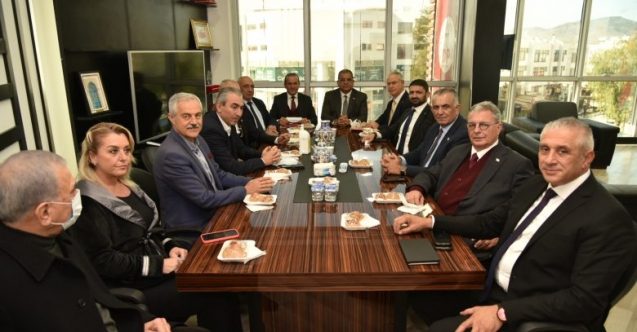 “Henüz hiçbir partiyle tam bir uzlaşı yok”