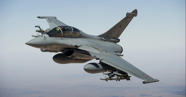 Yunanistan bombardıman uçağı alıyor