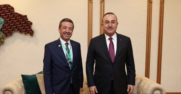Çavuşoğlu ve Ertuğruloğlu Pakistan'da buluştu