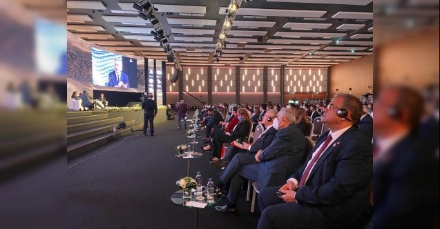 Sucuoğlu, dünya liderleri ile buluştu
