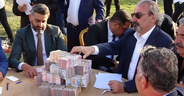 Damada 4 milyon TL, geline ise kilolarca altın takıldı