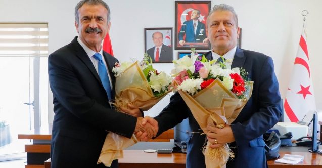 Uluçay görevi devraldı