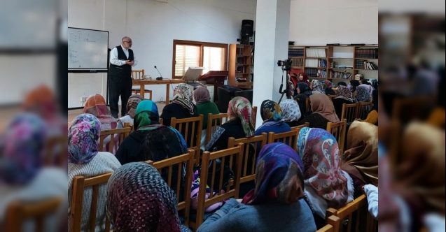 Kadınlara yönelik sözleriyle gündeme gelen Din İşleri Dairesi Başkanı Ünsal, tepkilerin odağında