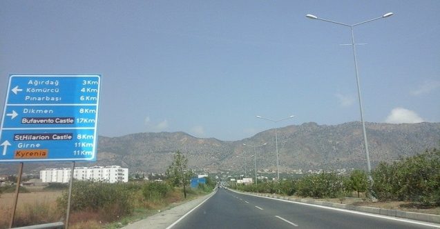 Aydınlatma direklerinin kabloları çalındı