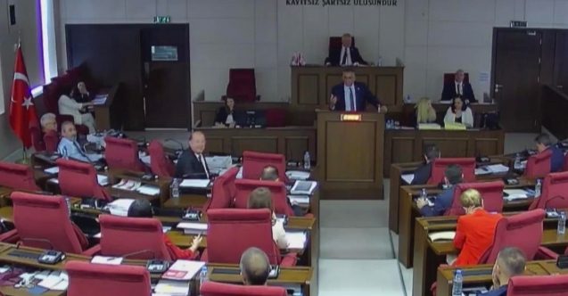 CTP’li vekiller Meclisi terk etti